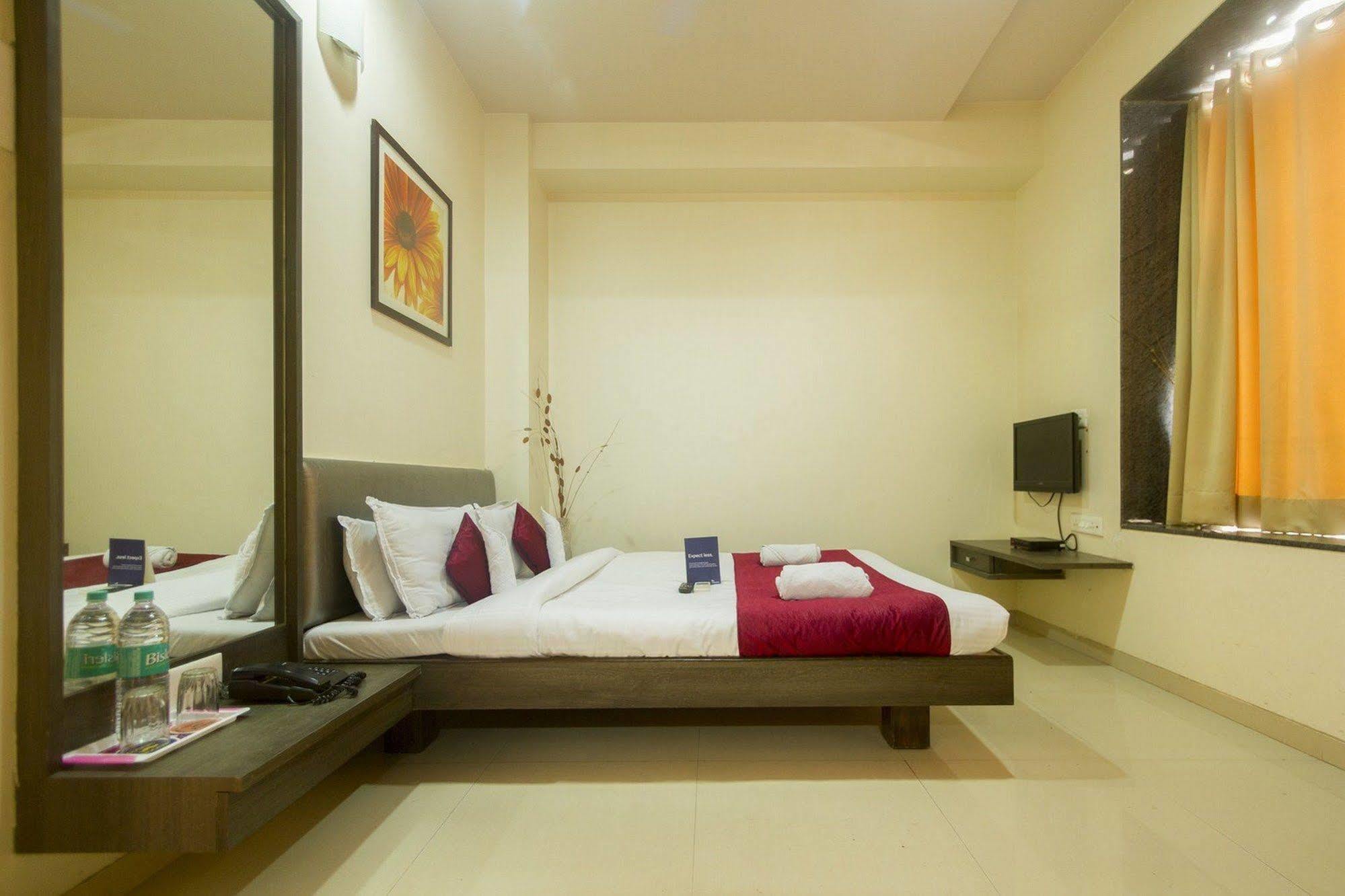 Hotel Fabhotel Bhagyashree Magarpatta 3*